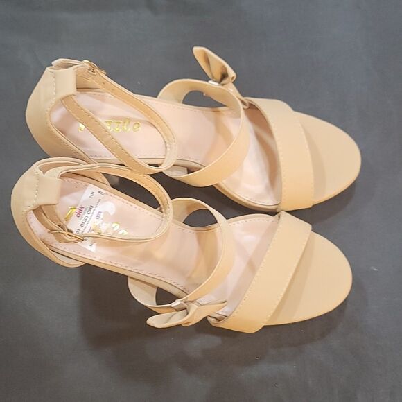 BRAND NEW PAZZLE DOUBLE BOWNOT ROUND TOE BLOCK HEEL SANDAL - Picture 7 of 15